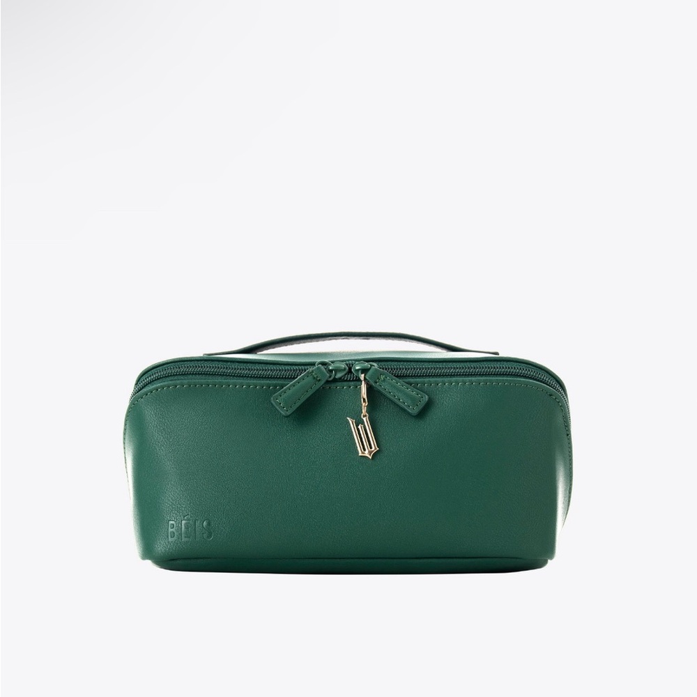 BÉIS The Wicked Toiletry Kit In Wicked Green